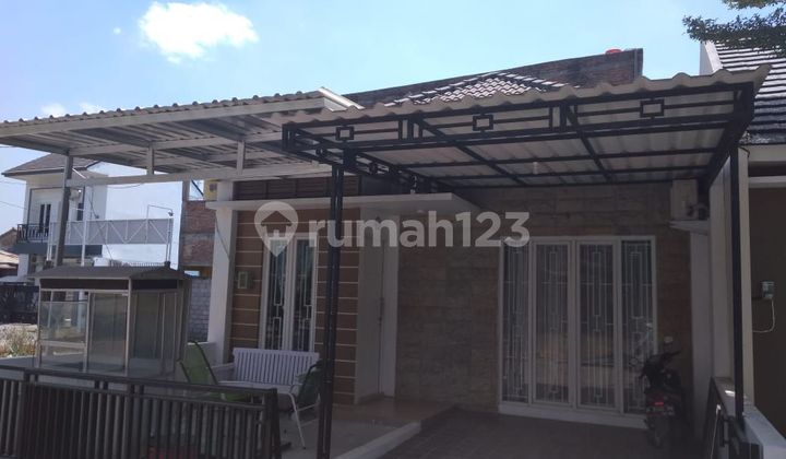 Rumah Tengah Kota bagus di Jalan Tambak Boyo 1