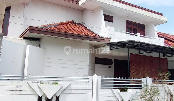 Rumah Bagus 2 Lantai Full Furnish di Perum Jati Indah Kudus 2