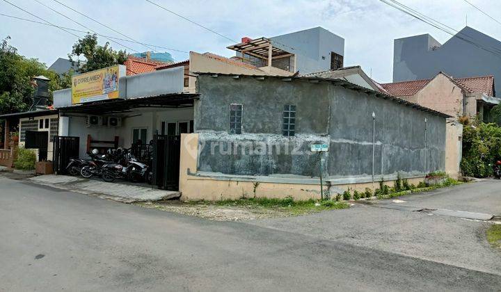 Rumah di Jalan Erlangga Tengah 1