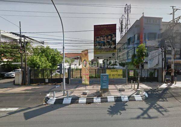 Dijual Tanah Luas di Jalan Raya Gajah Mada 2
