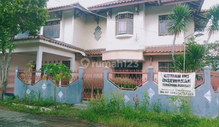 Disewakan Rumah Besar di Perumah Ganesha 1