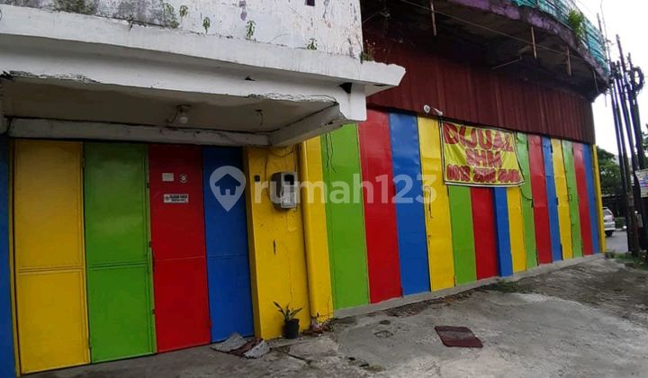 Rumah Besar Kokoh Di Pedurungan Tengah 1