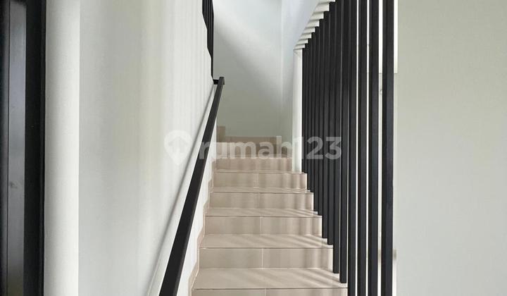 Rumah 2 Lantai Siap Huni Di Bsb 2