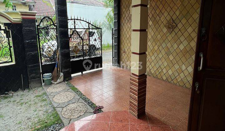 Rumah 2 Lantai Full Furnish,Terawat,Lingkungan Asri,Dekat Tol 2