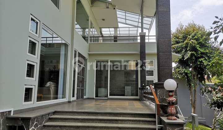 Dijual Rumah Mewah Fiew Danau 