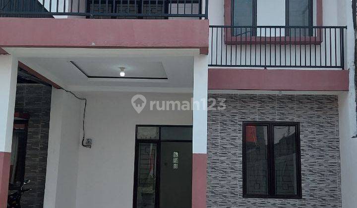 Rumah baru minimalis modern 2 lantai  1