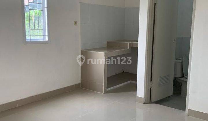 Rumah di jual 2 lantai harga terjangkau  2