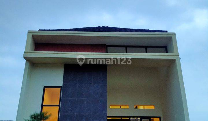 RUMAH 1 LANTAI DENGAN PEMANDANGAN SEJUK FREE DESIGN  1