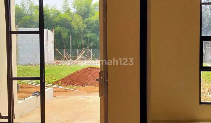 Rumah 2 Lantai Dengan Pemandangan Sejuk Free Design  2