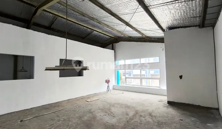 Ready-to-Use Warehouse in East Jakarta Industrial Area