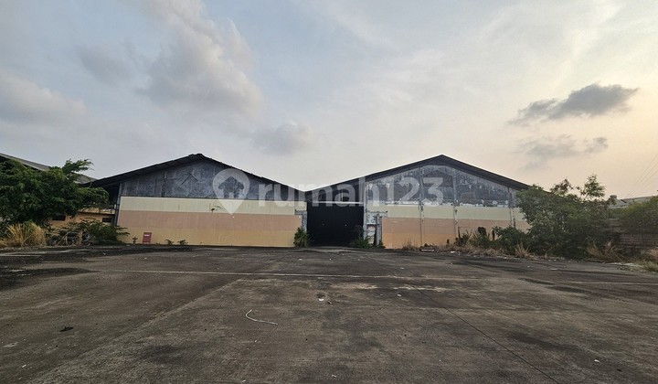 Warehouse Strategic Location On Diponegoro Street, Tambun, Bekasi