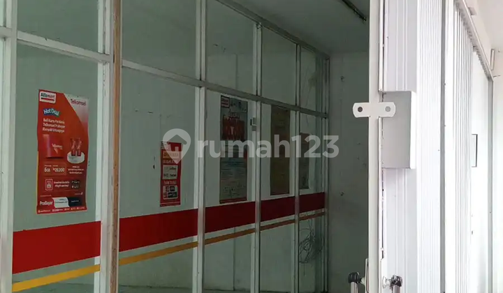 Ready-to-Use Shop House Near Bekasi Station 2