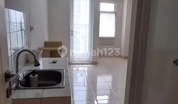 Springlake Studio Tower Davalia Summarecon Bekasi Apartment Springlake Studio Tower Davalia Summarecon Bekasi Apartment