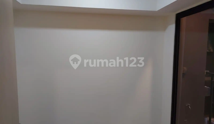 Apartment Meikarta Tower Tomberlake Cikarang 2