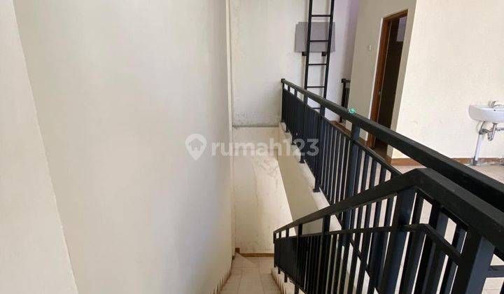 foto lainnya dijual ruko 2 lantai di
