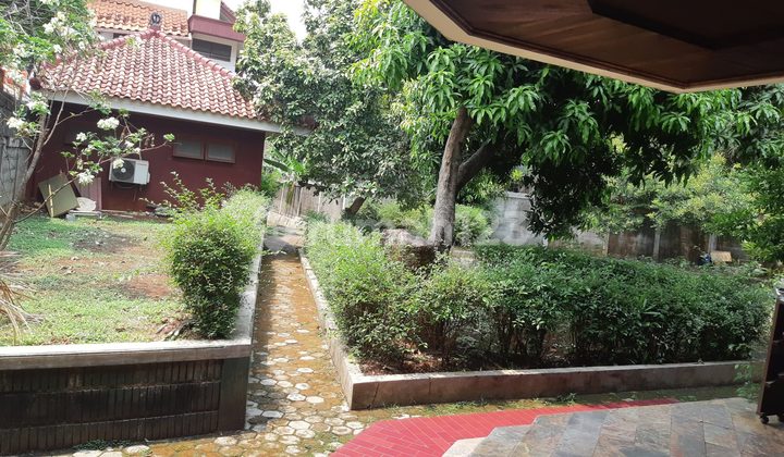 House With Large Yard Beside Kati Makmur Bekasi Main Road House With Large Yard Beside Kati Makmur Bekasi Main Road
