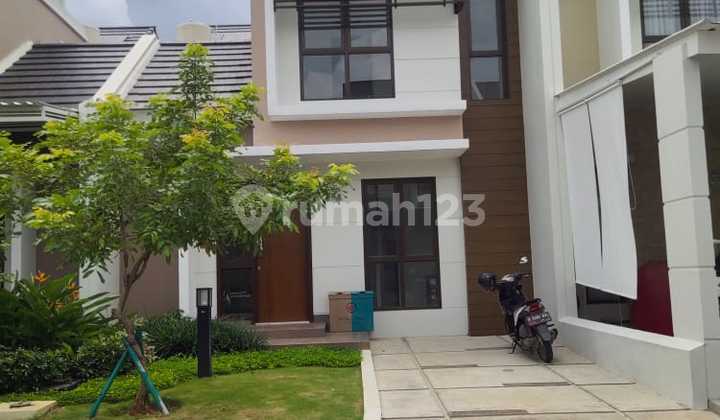 Affordable Ready-to-Occupy House in Burgundy Cluster Summarecon Bekasi Affordable Ready-to-Occupy House in Burgundy Cluster Summarecon Bekasi