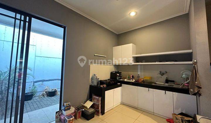  Rumah Semi Furnished Bagus di jln asia, Green Lake City 2