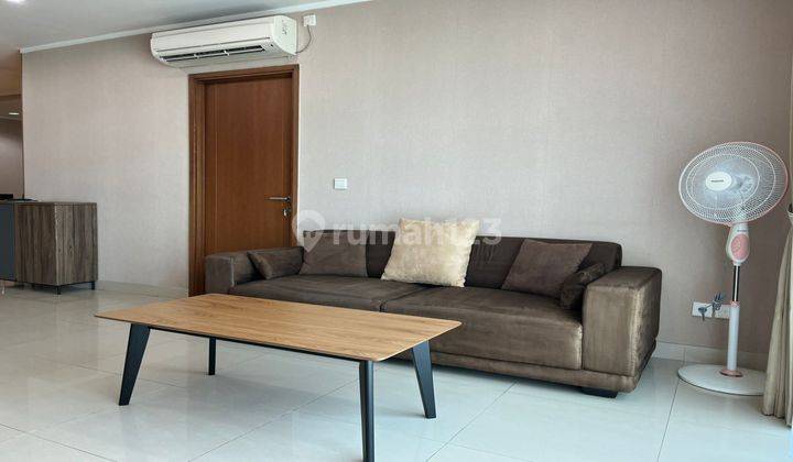  Apartemen Sahid Sudirman Residence Furnished Bagus 2