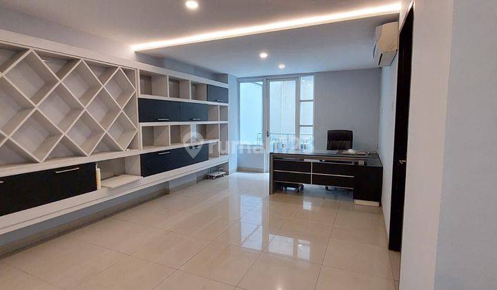  Rumah 3 Lantai Furnished Bagus di CBD pluit, Pluit 2