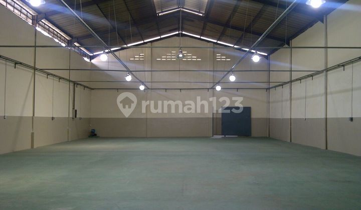 Empty Warehouse with Office Located on Boulevard at Jl. Raya Salembaran, Salembaran Jati, Kosambi District, Tangerang Regency, Banten, Tangerang Empty Warehouse with Office Located on Boulevard at Jl. Raya Salembaran, Salembaran Jati, Kosambi District, Tangerang Regency, Banten, Tangerang