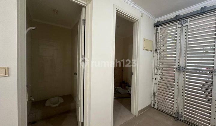  Rumah Baru Dikontrakan Posisi Hook  Unfurnished di green lake city , Green Lake City 2