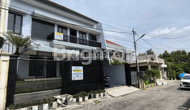 Darmo Permai, 300m², Lebar 12, Kamar 4, Fully Furnished, Sangat Siap Huni 1