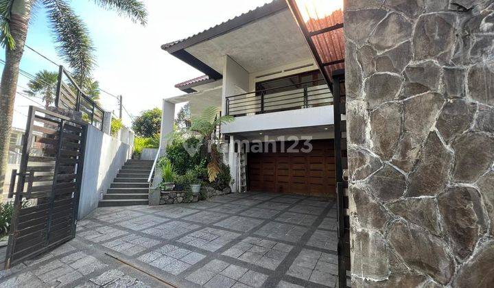 Rumah dijual di area Dieng Rumah mewah siap huni daerah dieng 1