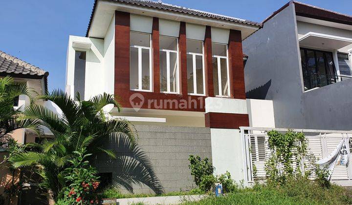 Rumah dijual di area Araya Rumah baru 2Lt model minimalis 1