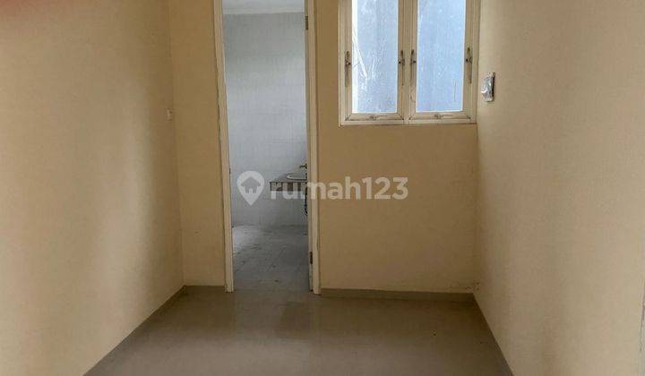 Rumah dijual di area Araya Rumah baru 2Lt model minimalis 2