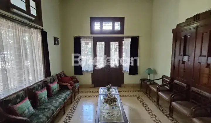 Rumah Bangunan Kolonial Pusat Kota Sekitaran jl Ijen Malang 2