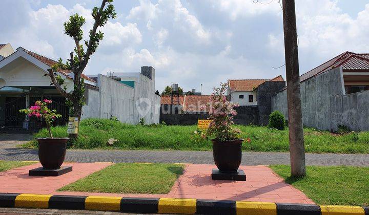 Tanah Dijual di area Araya di cluster area exclusive boulevard 1