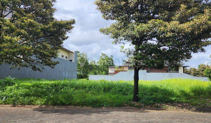 Tanah Dijual di area Araya  di lokasi exclusive villa golf  1