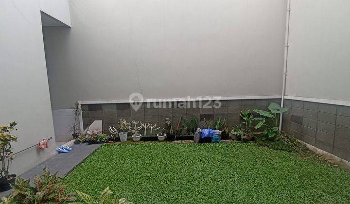 Rumah 2 Lantai Siap Huni Di Cluster Exclusive Araya Malang 2