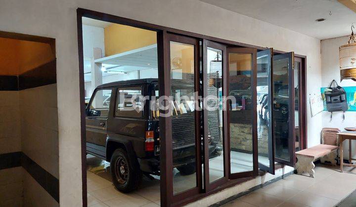 Dijual Showroom Aktif di Pusat Kota Malang 2