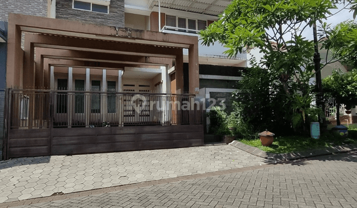 Dijual Rumah 2 Lantai Lokasi Premium di Istana Dieng Kota Malang 1