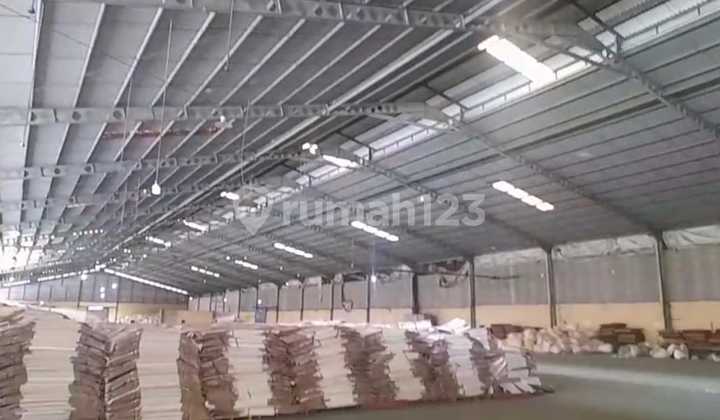 For Rent Fast Warehouse Tiga Raksa Ready to Use For Rent Fast Warehouse Tiga Raksa Ready to Use