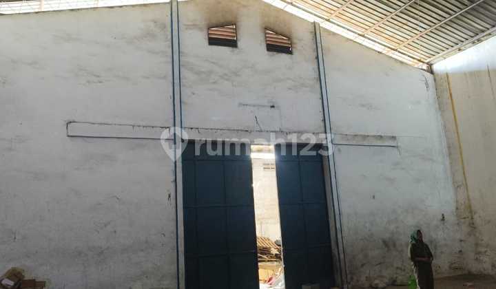 For Rent Quick Cheap Airport Warehouse Ready to Use For Rent Quick Cheap Airport Warehouse Ready to Use