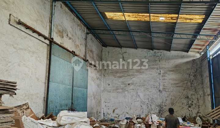 For Rent Quick Cheap Airport Warehouse Ready to Use For Rent Quick Cheap Airport Warehouse Ready to Use