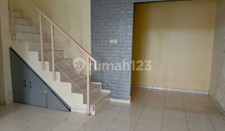 Rumah 2 Carport 15 Menit ke Mall Pamulang Square Dibantu KPR J35139 2