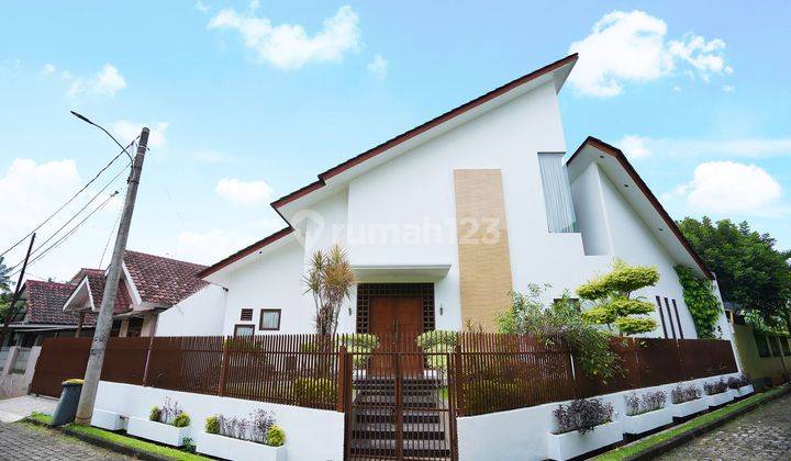 Rumah Mewah Hook 10 Menit ke Mall Bintaro Jaya Xchange LT 265 Sudah Renov J11380