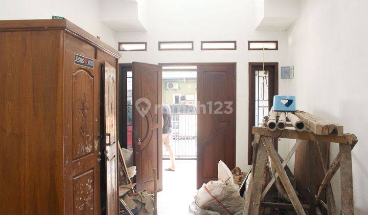 Rumah di Griya Cinere dekat  Stasiun Depok Harga Nego Dibantu KPR J24057 2