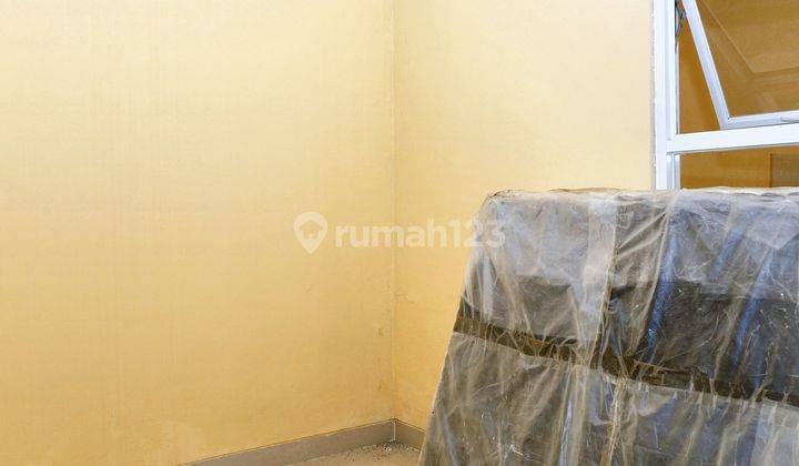 Rumah Minimalis Siap Huni dekat Mall Paradise Walk Serpong di Gunung Sindur J14916 2