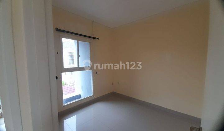 Rumah Mewah Siap Huni Hadap Selatan 15 Menit ke Mall Cinere Dibantu KPR J15141 2