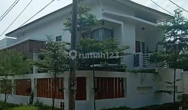 Rumah Seken Terawat LT 194 Hadap Timur 10 menit ke Bintaro Jaya Xchange Mall Siap KPR J17992 2