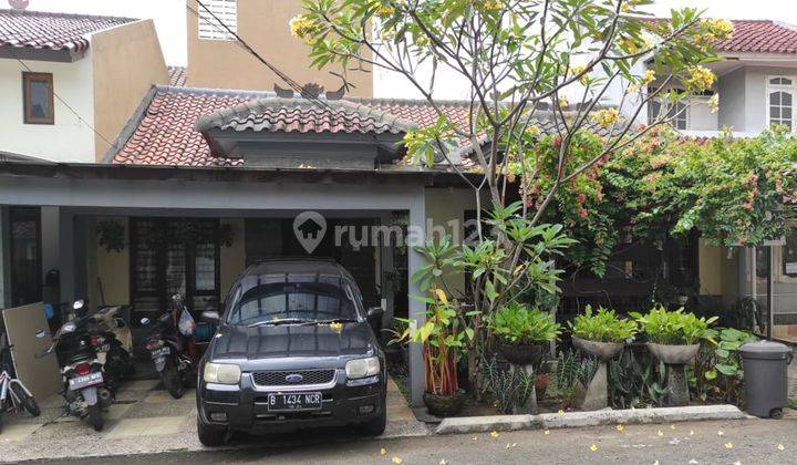 Rumah Idaman Carport Luas dekat Supermal Karawaci Tangerang Siap KPR J4579