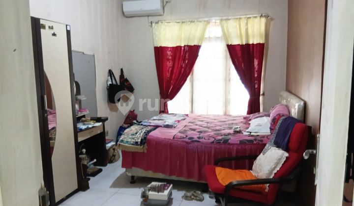 Spacious 5-Bedroom House in Bogor, 10 Minutes to Hospital and Mall, Assisted with Mortgage J39045 2