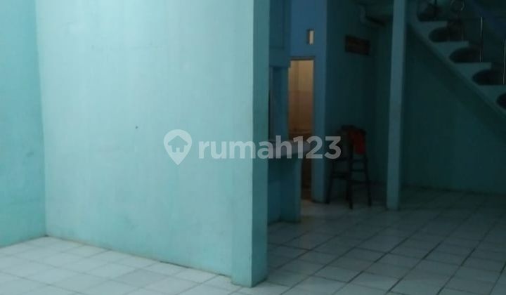 3-Story Flood-Free House 15 Minutes to Metropolitan Plaza J-26689