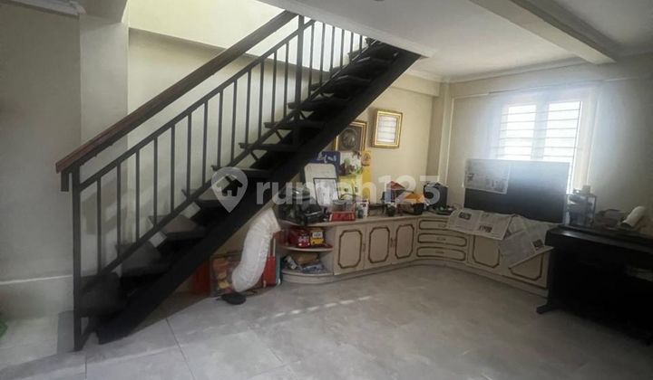 5 Bedroom House 15 Minutes to The Breeze Bsd City Ready for KPR J-39746 2