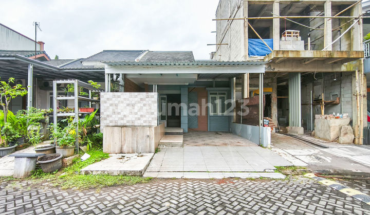 Rumah 2 LT Minimalis 6 Menit ke Mall Metropolitan Cibubur Siap KPR J39857 Rumah 2 LT Minimalis 6 Menit ke Mall Metropolitan Cibubur Siap KPR J39857